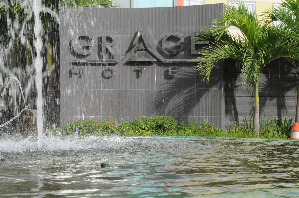 Grage Hotel Cirebon Exterior photo